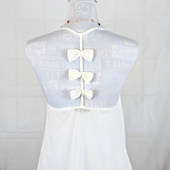 5🌟Rated  🎀 Bow Ribbon T-back cami - Picture 3 of 5